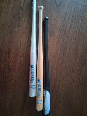 Seattle Mariners Baseball Bats - Multicolor (White, Natural, Black)